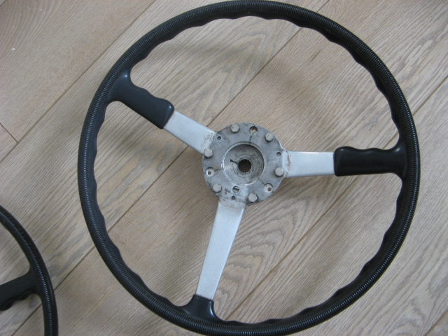 steering wheel 12-1500